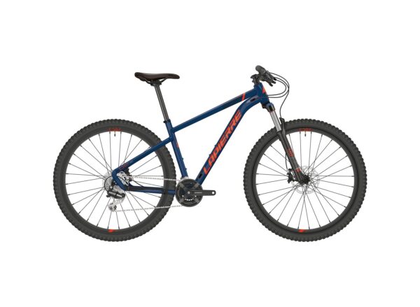 La Lapierre Edge 2.9 HT 29 es una bicicleta de montaña de aluminio diseñada para ofrecer una conducción cómoda y eficiente, equipada con ruedas de 29 pulgadas y componentes de alta calidad. Con su cuadro de aluminio, horquilla de suspensión y frenos de disco, es ideal para ciclistas que buscan una opción versátil tanto para rutas de montaña como para recorridos más largos.