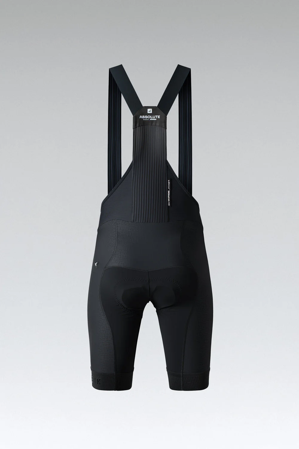 Culotte de ciclismo de alto rendimiento para hombre, con badana K10 Elastic Interface®, lycra texturizada, tirantes con grafeno y bandas elásticas para un ajuste perfecto, transpirabilidad y protección solar UPF 50+. Ideal para rutas largas y competiciones.