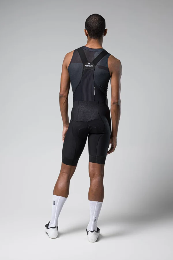 Culotte de ciclismo de alto rendimiento para hombre, con badana K10 Elastic Interface®, lycra texturizada, tirantes con grafeno y bandas elásticas para un ajuste perfecto, transpirabilidad y protección solar UPF 50+. Ideal para rutas largas y competiciones.