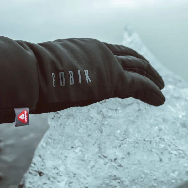 Guantes de invierno con Primaloft® Gold para aislamiento térmico, diseño cortavientos e impermeable, palma con microfibra y siliconado para agarre excepcional, puño largo y ergonómico. Perfectos para condiciones extremas de frío y lluvia ligera.
