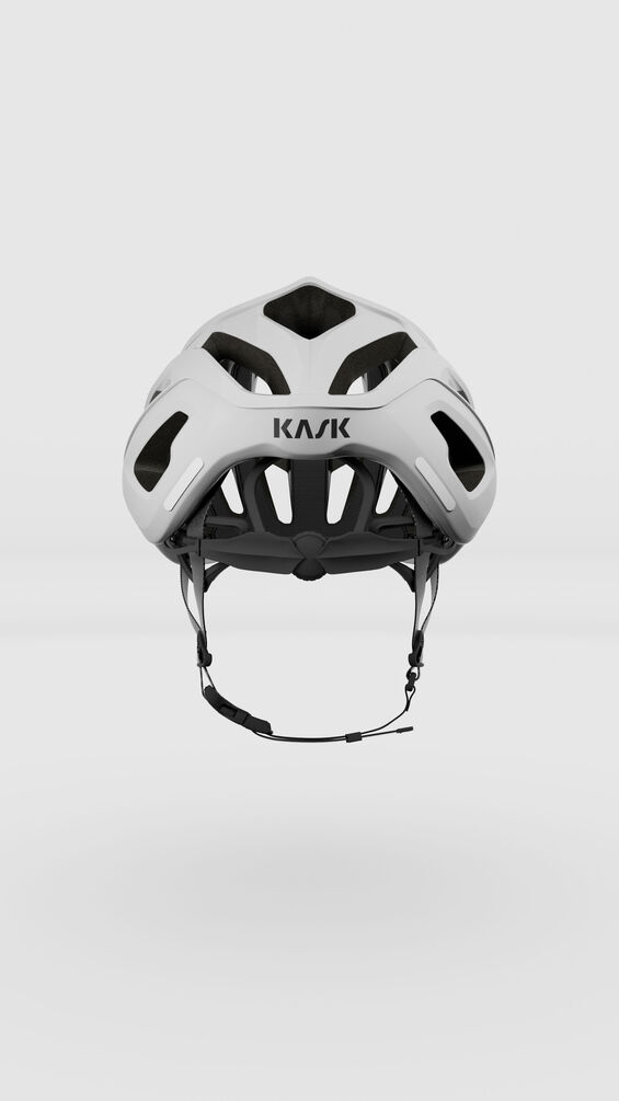 "Casco Kask Mojito³ en color negro, diseño aerodinámico con ventilación avanzada, sistema Ergo Fit+ y certificación WG11 para mayor seguridad."