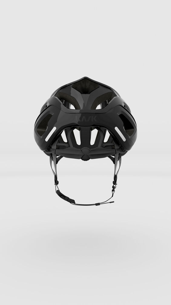 "Casco Kask Mojito³ en color negro, diseño aerodinámico con ventilación avanzada, sistema Ergo Fit+ y certificación WG11 para mayor seguridad."