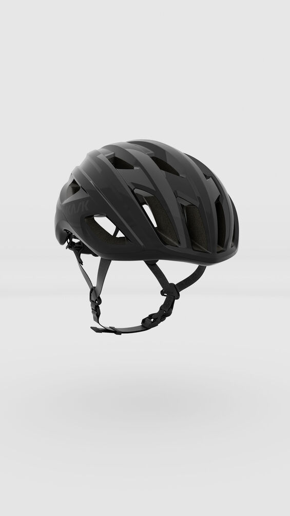 "Casco Kask Mojito³ en color negro, diseño aerodinámico con ventilación avanzada, sistema Ergo Fit+ y certificación WG11 para mayor seguridad."