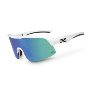 Gafas GES Omega para ciclismo con montura envolvente, material termoplástico y patillas con goma. Incluyen estuche y funda para transporte.