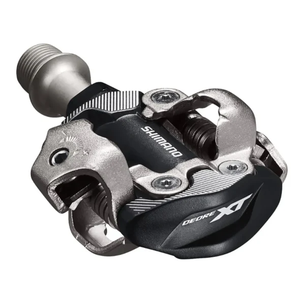 "Pedales Shimano XT M8100 XC SPD para ciclismo de montaña, diseño ligero y resistente, compatibles con SPD, ideales para cross-country, con excelente evacuación de barro."