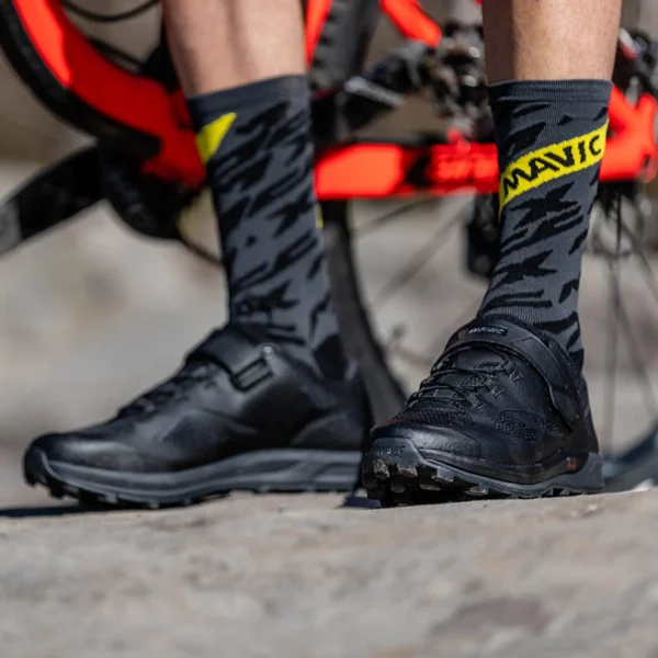 Zapatillas Mavic XA Elite II para MTB, trail y enduro, con suela Energy Grip Trail+, tacos Contagrip® y ajuste Quick Lace.