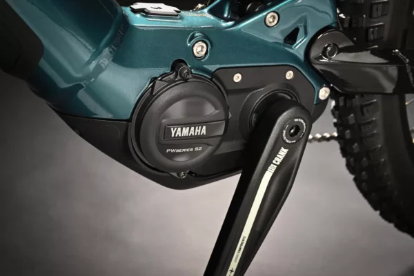Haibike AllTrail 5 – Bicicleta eléctrica de montaña con motor Yamaha PW-S2, batería InTube 720 Wh, suspensión RockShox 140 mm y transmisión SRAM NX 11v, ideal para rutas exigentes en terrenos variados.