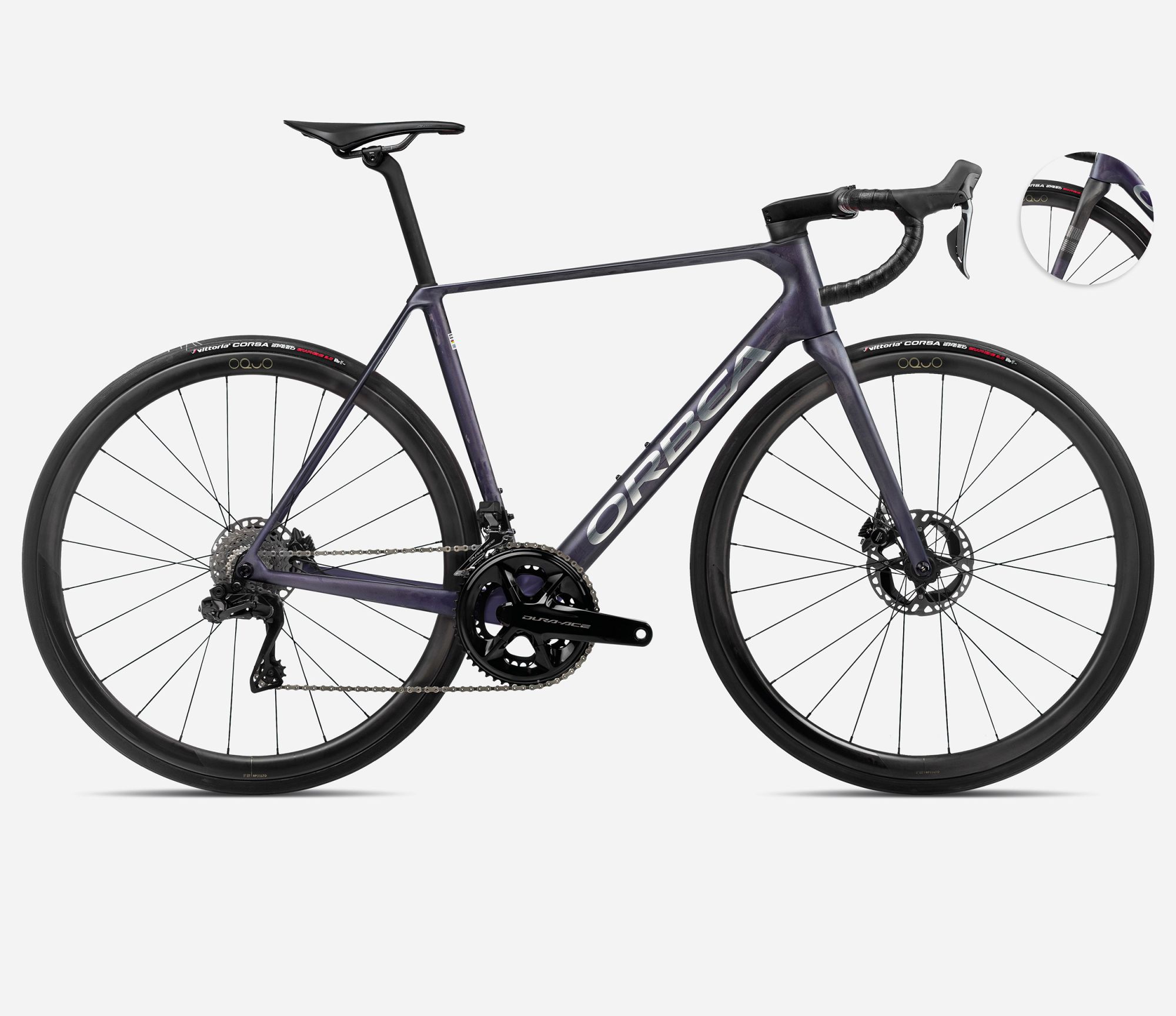 Bicicleta Orbea Orca Carbon OMX 2024 con Shimano Dura-Ace Di2, frenos hidráulicos y ruedas Oquo RP35LTD.
