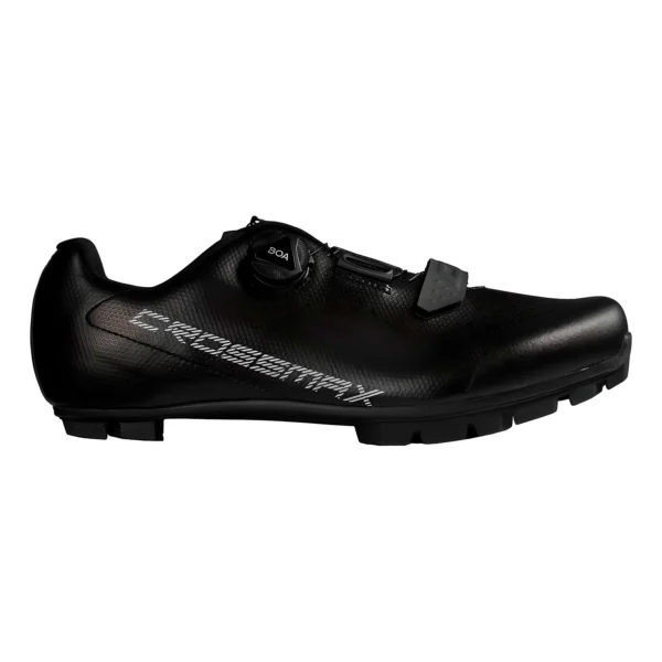 Zapatillas Mavic Crossmax BOA MTB negras, con cierre BOA y suela de alto rendimiento para ciclismo XC.