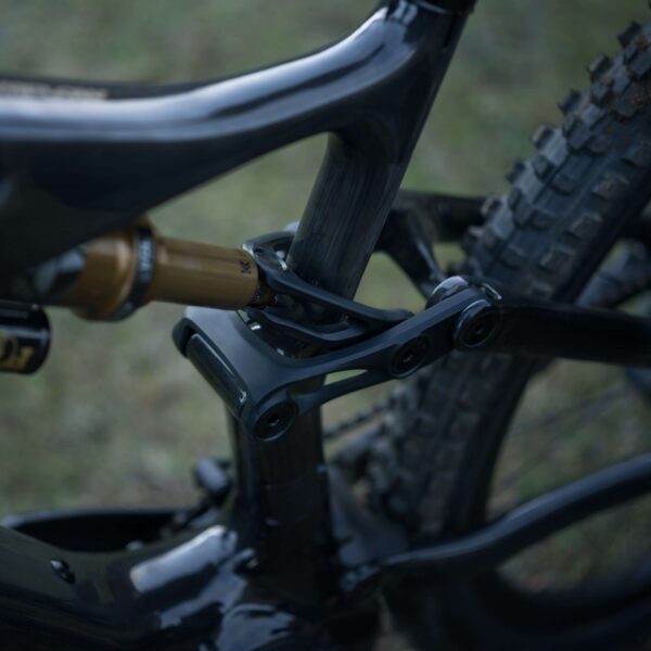“Cuadro Amflow PL Carbon Pro 800 Wh negro cósmico de bicicleta eléctrica de montaña e-MTB Enduro”