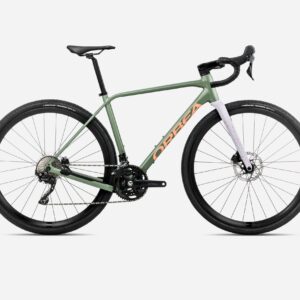 Descubre la Orbea Terra H40 2025: bici gravel ligera de aluminio y carbono, Shimano GRX 10V, frenos hidráulicos, ruedas 700c con cubiertas Vittoria Terreno.