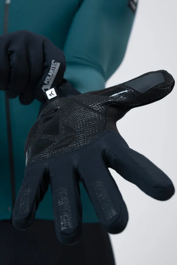 Guantes Gobik Polartec Bora 2.0 True Black para ciclismo de invierno, impermeables, transpirables y cortaviento.