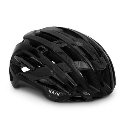 "Casco Kask Valegro en color blanco, ultraligero con 37 ventilaciones, sistema Octo Fit y tecnología MIT, diseñado para el máximo confort en ciclismo."