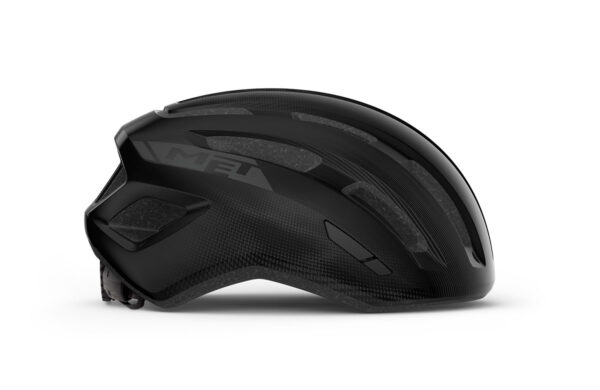 El MET Miles MIPS es un casco diseñado para ofrecer la máxima protección y confort a ciclistas urbanos, usuarios de e-bike y amantes del cicloturismo. Combina un diseño moderno, materiales de alta calidad y tecnología avanzada para garantizar una experiencia segura y cómoda en cada trayecto. Gracias a su construcción ligera, ventilación eficaz y sistema de seguridad MIPS-C2®, este casco se posiciona como una de las mejores opciones para quienes buscan seguridad y rendimiento sin renunciar al estilo.