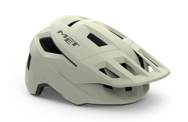 El MET Shelter MIPS es un casco pensado para ciclistas de montaña, gravel, e-bike y rutas de trail, diseñado para ofrecer seguridad, versatilidad, ventilación eficiente y comodidad duradera. Su combinación de protección mejorada, cobertura trasera, ajuste preciso y ventilación inteligente lo convierte en una de las opciones más completas dentro de su categoría, ideal tanto para quienes entrenan regularmente como para quienes disfrutan de rutas off-road los fines de semana.