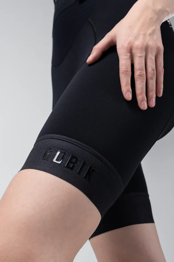 Compra el culotte Gobik Absolute 7.0 Mujer Black con badana K9 Graphene, tirantes ergonómicos y máxima transpirabilidad para ciclismo de carretera.