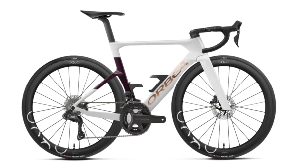 Bicicleta Orbea Orca Aero M20i LTD de carbono con Shimano Ultegra Di2 y ruedas OQUO